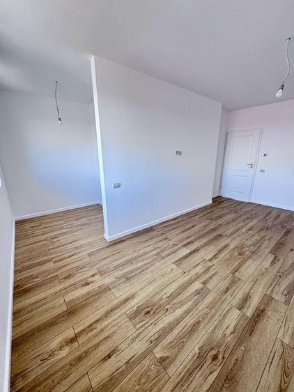 Casă cu 4 camere în Remetea Mare