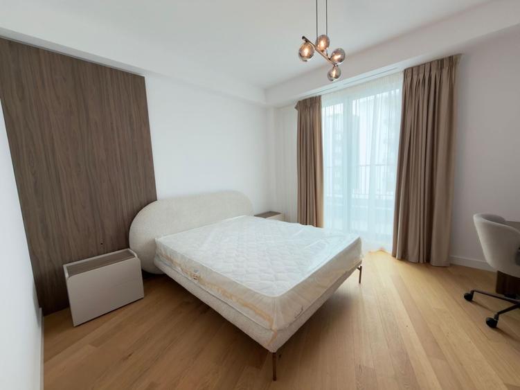 Apartament cu 4 camere în Iancu Nicolae