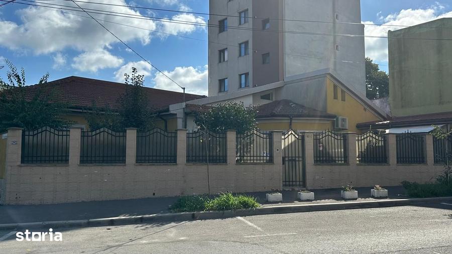 Casă cu 4 camere cu Teren 256 Mp în Stadion