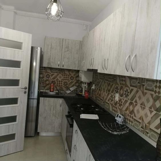 Garsonieră decomandată în Berceni