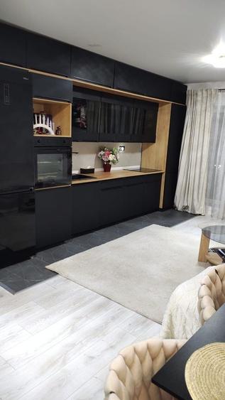 Apartament cu 2 camere decomandat în Berceni