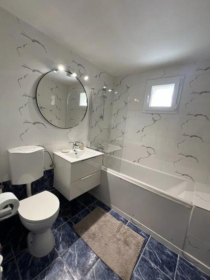 Apartament cu 4 camere decomandat în Pantelimon
