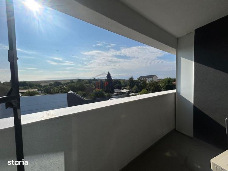 Apartament cu 3 camere în Roșu
