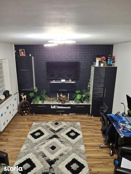Apartament cu 3 camere în Paltiniș