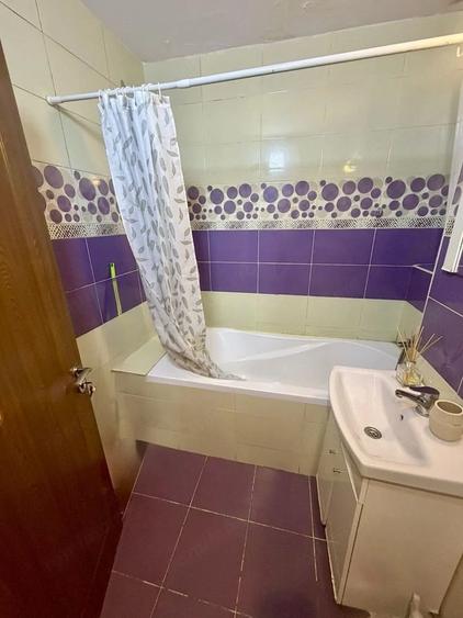 Apartament cu 2 camere decomandat în Eroii Revoluției