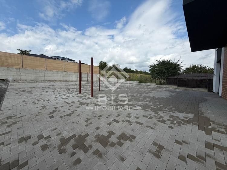 Apartament cu 3 camere decomandat în Cetății