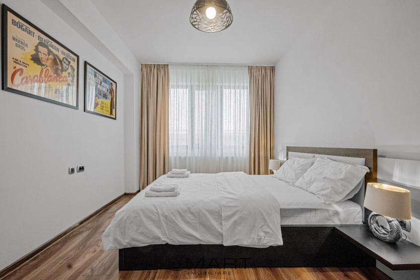 Apartament cu 4 camere decomandat în Tractorul