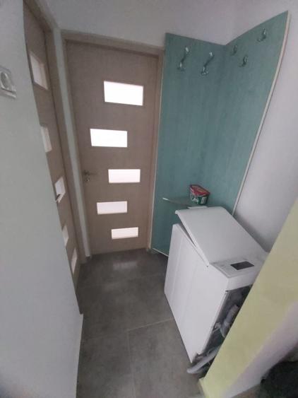 Apartament cu 2 camere semidecomandat în Exterior Vest