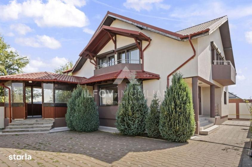 Casă cu 4 camere decomandat în Dumbrăveni