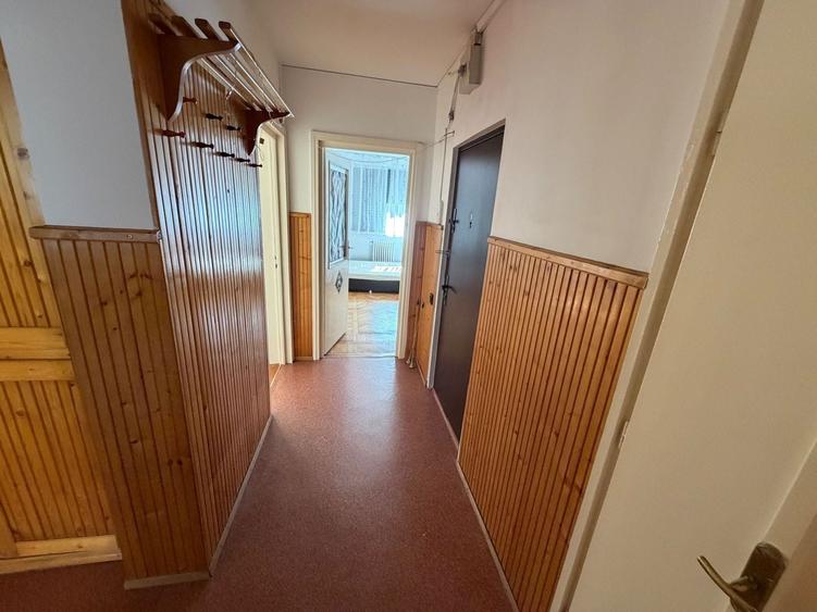 Apartament cu 3 camere decomandat, mobilat în Grigorescu