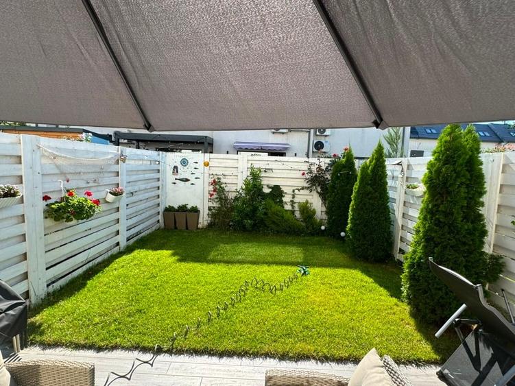 Casă cu 5 camere cu Canalizare în Central