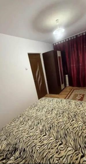 Apartament cu 2 camere semidecomandat în Tomis Nord