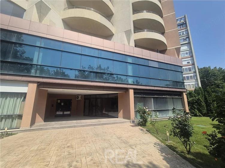 Spațiu comercial, în Baba Novac