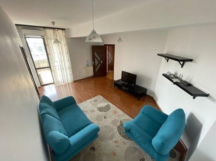 Apartament cu 2 camere semidecomandat, mobilat în Fundeni