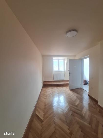 Apartament cu 3 camere în Centrul Istoric