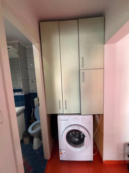 Apartament cu 2 camere decomandat în Titan