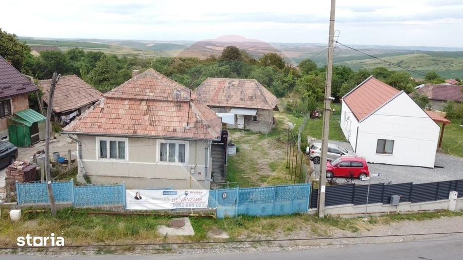 Casă cu 3 camere cu Teren 1550 Mp în Tureni