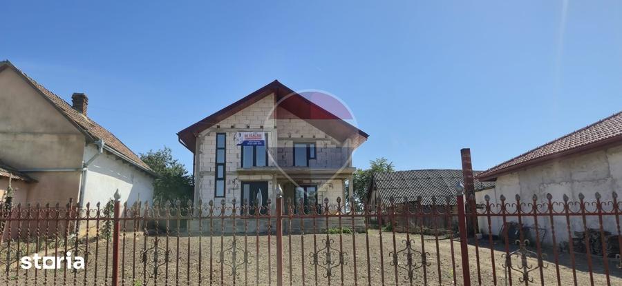 Casa / Vila cu 4 camere de vanzare - 5