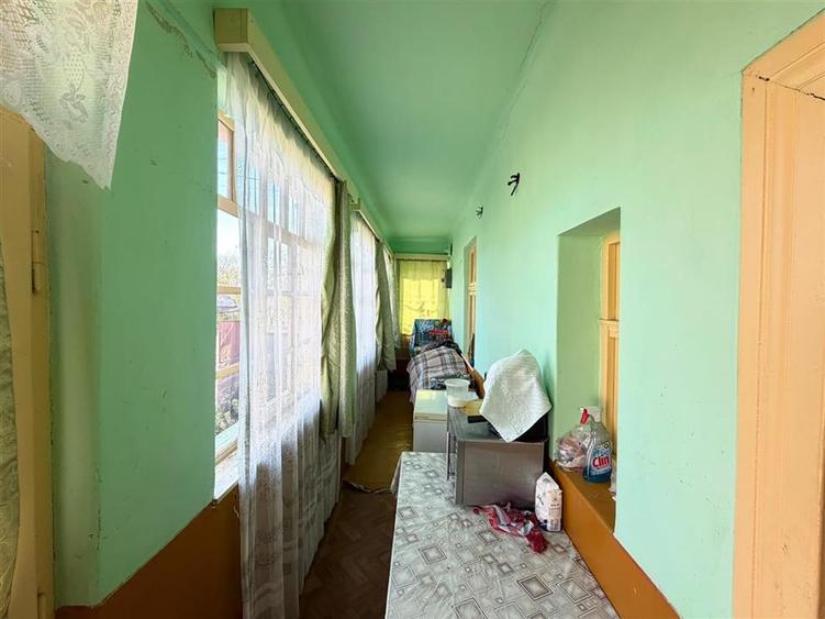 Casă cu 3 camere cu Teren 1240 Mp în Ineu