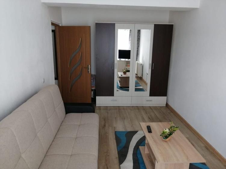 Apartament cu 2 camere decomandat în Mihai Viteazul