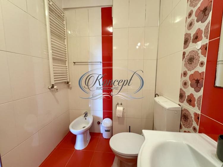 Apartament cu 3 camere decomandat, mobilat în Zorilor