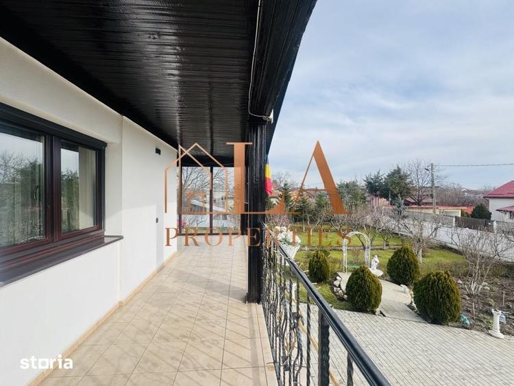 Casă cu 7 camere cu Teren 1411 Mp în Central