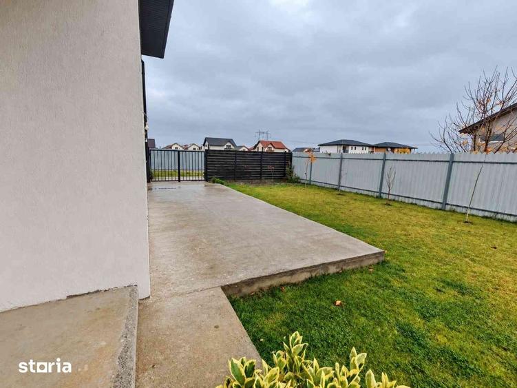 Casă cu 4 camere cu Teren 300 Mp în Tărlungeni
