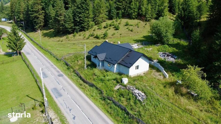 Casă cu 4 camere cu Teren 1200 Mp în Breaza