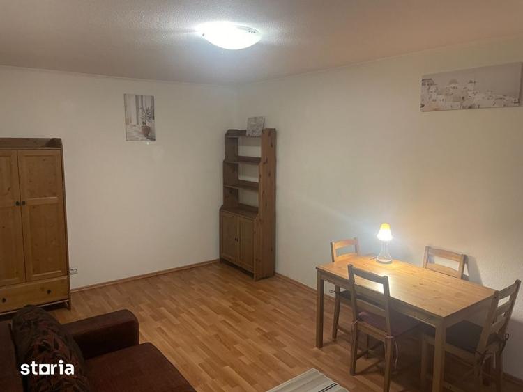 Garsonieră decomandată, mobilată în Tineretului