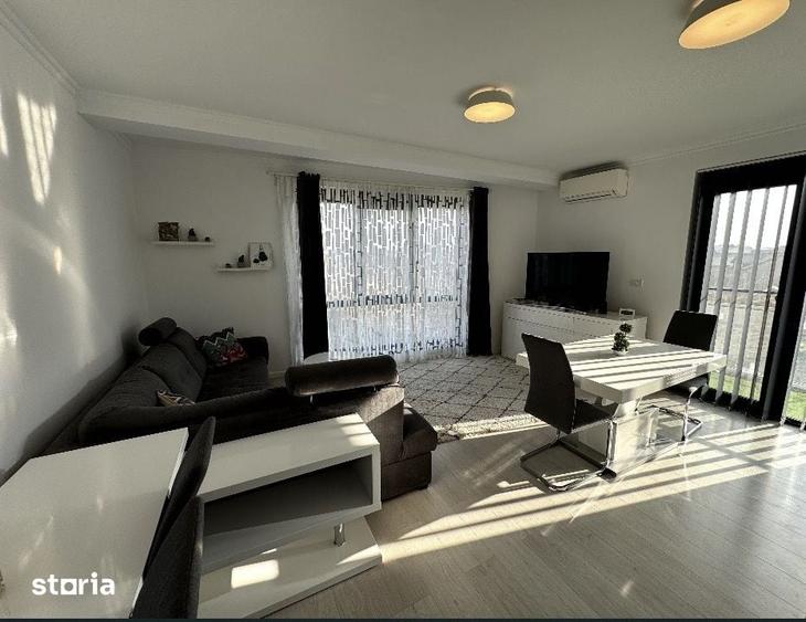 Apartament cu 3 camere, decomandat, 68 mp utili, etaj 2, loc de parcar - 1