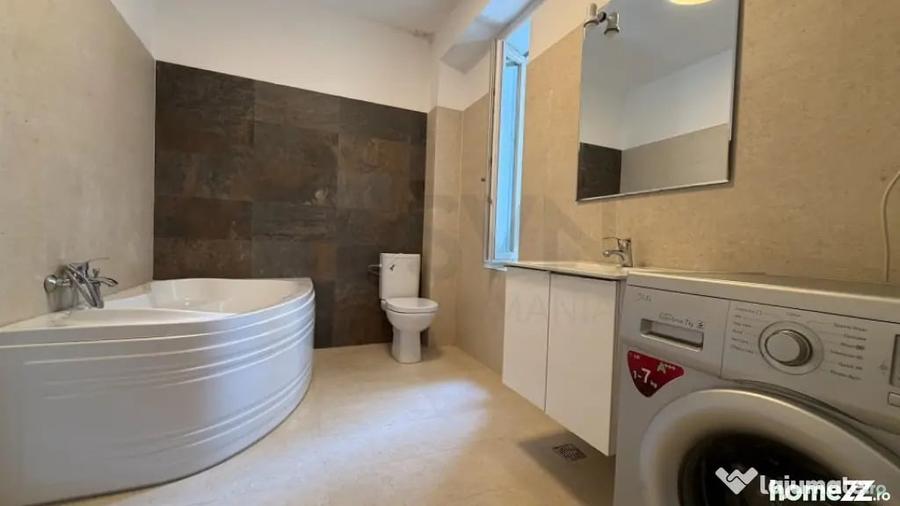 Apartament cu 4 camere semidecomandat în Iancului