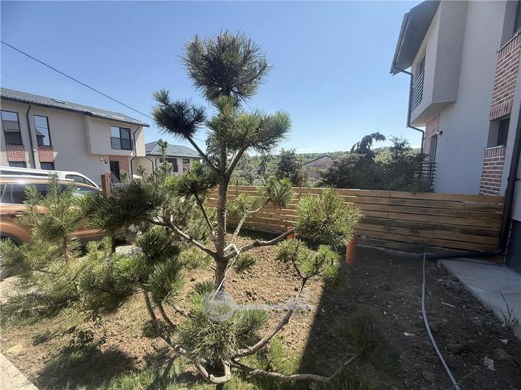 Duplex cu 4 camere cu Canalizare în Valea Adâncă