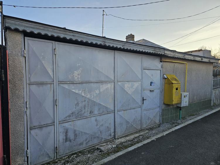 Casă cu 3 camere în Chercea