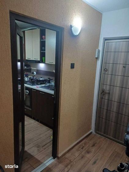 De vanzare apartament cu 4 camere, ultracentral, etaj 2, renovat - 2