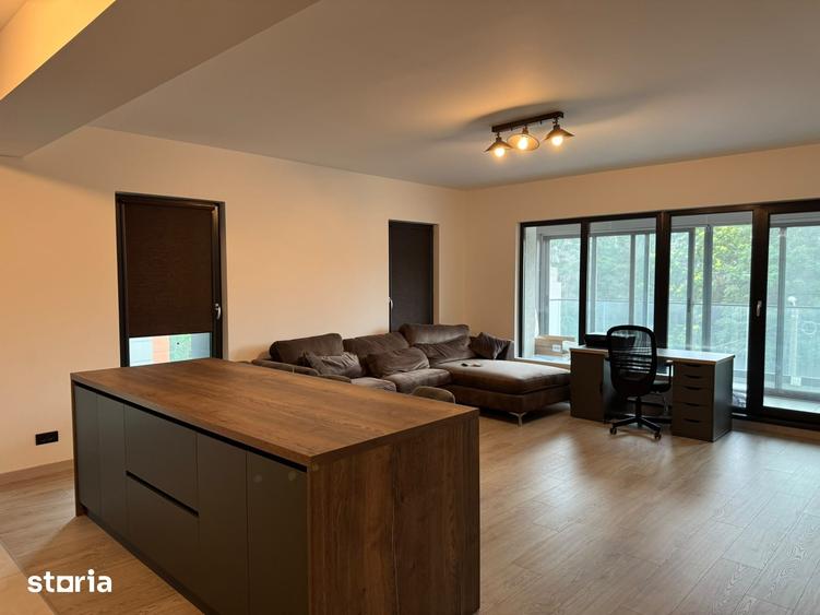 Apartament cu 3 camere în Decebal