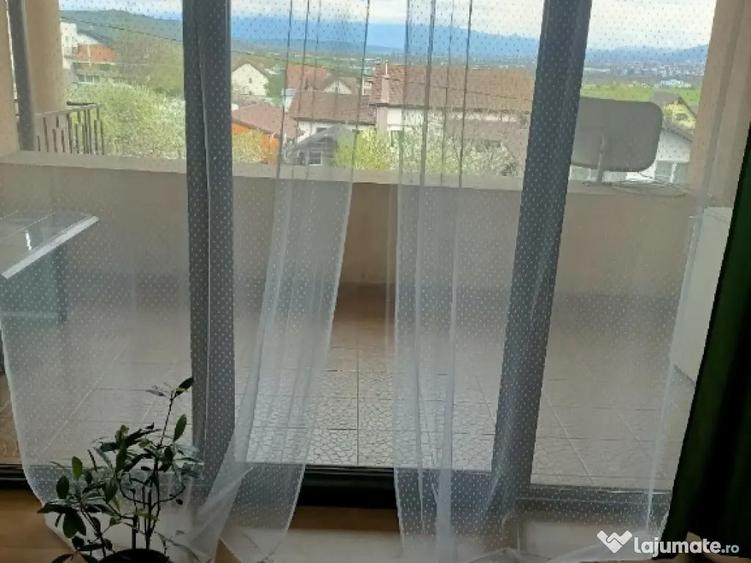 Casă cu 7 camere în Șura Mare