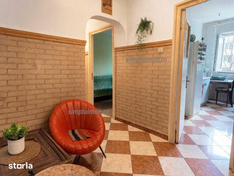 Apartament cu 3 camere decomandat în Berceni