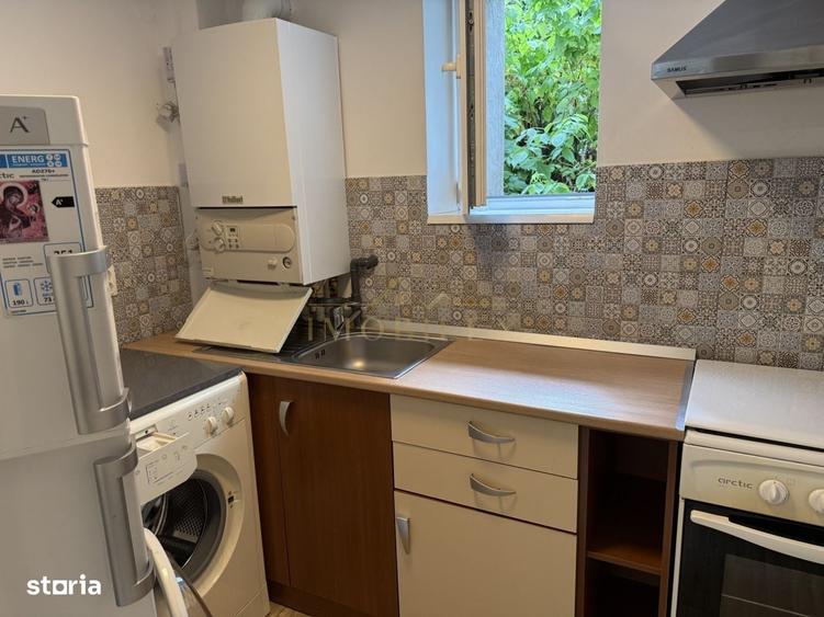 Apartament cu 3 camere decomandat în Dâmbul Rotund