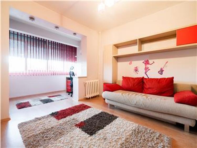 Apartament cu 2 camere decomandat în Nufărul