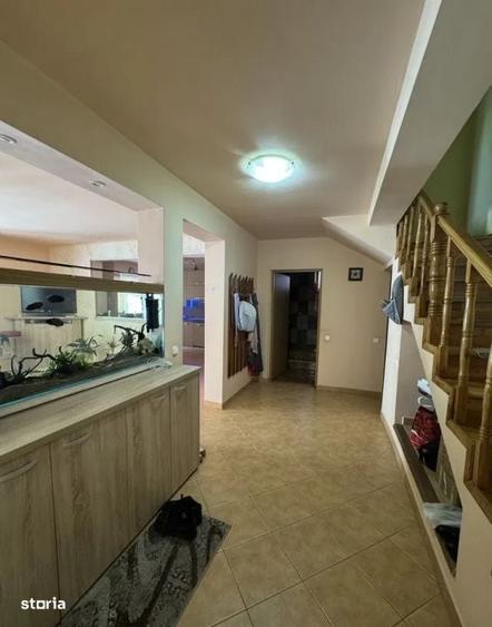 Casă cu 4 camere în Bună Ziua