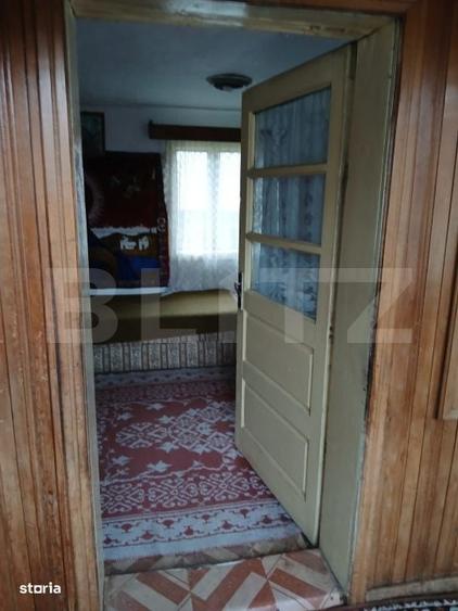 Casă cu 4 camere cu Teren 2584 Mp în Central