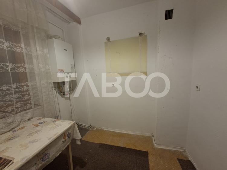Apartament cu 2 camere decomandat în Calea Dumbrăvii