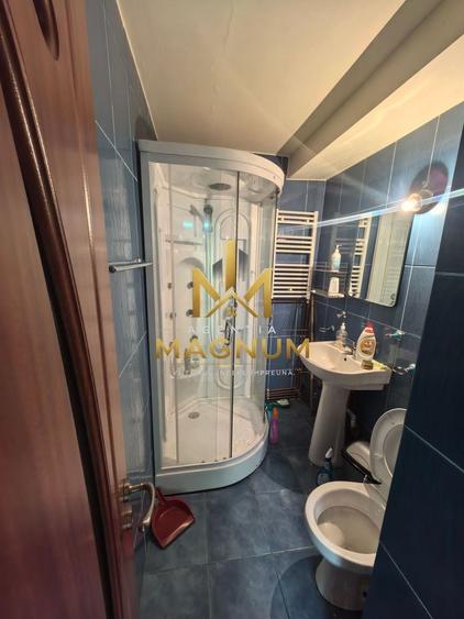 Spațiu comercial, de 48 mp, în Central