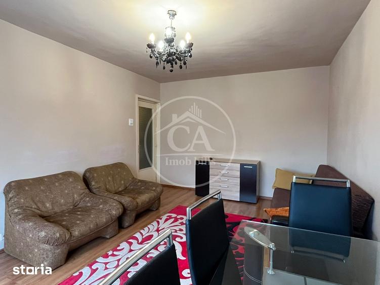 Apartament cu 3 camere decomandat în Orașul Nou