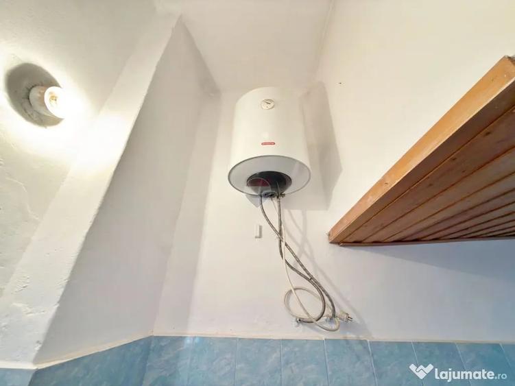 Apartament cu 2 camere semidecomandat în Drăgășani