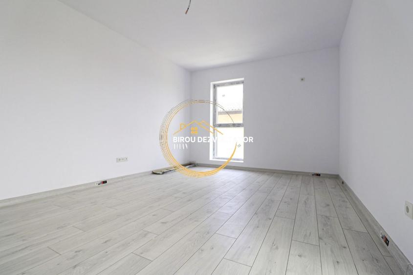 Apartament cu 3 camere decomandat în Theodor Pallady