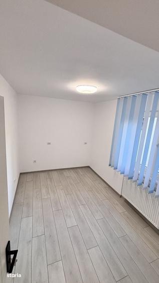 Apartament cu 3 camere decomandat în Dâmbu Pietros