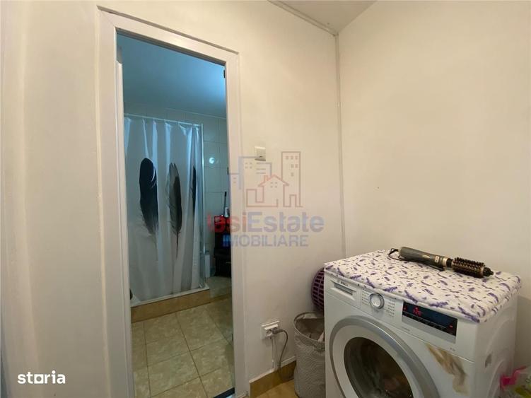 Apartament cu 3 camere semidecomandat în Alexandru cel Bun