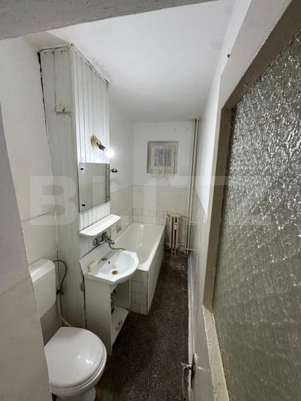 Apartament cu 2 camere semidecomandat în George Enescu