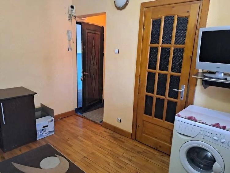 Garsonieră semidecomandată în Iosia